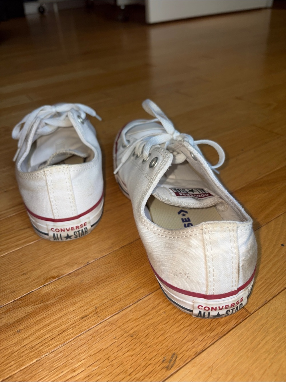 Converse White Low Top Sneakers - Picture 3 of 6